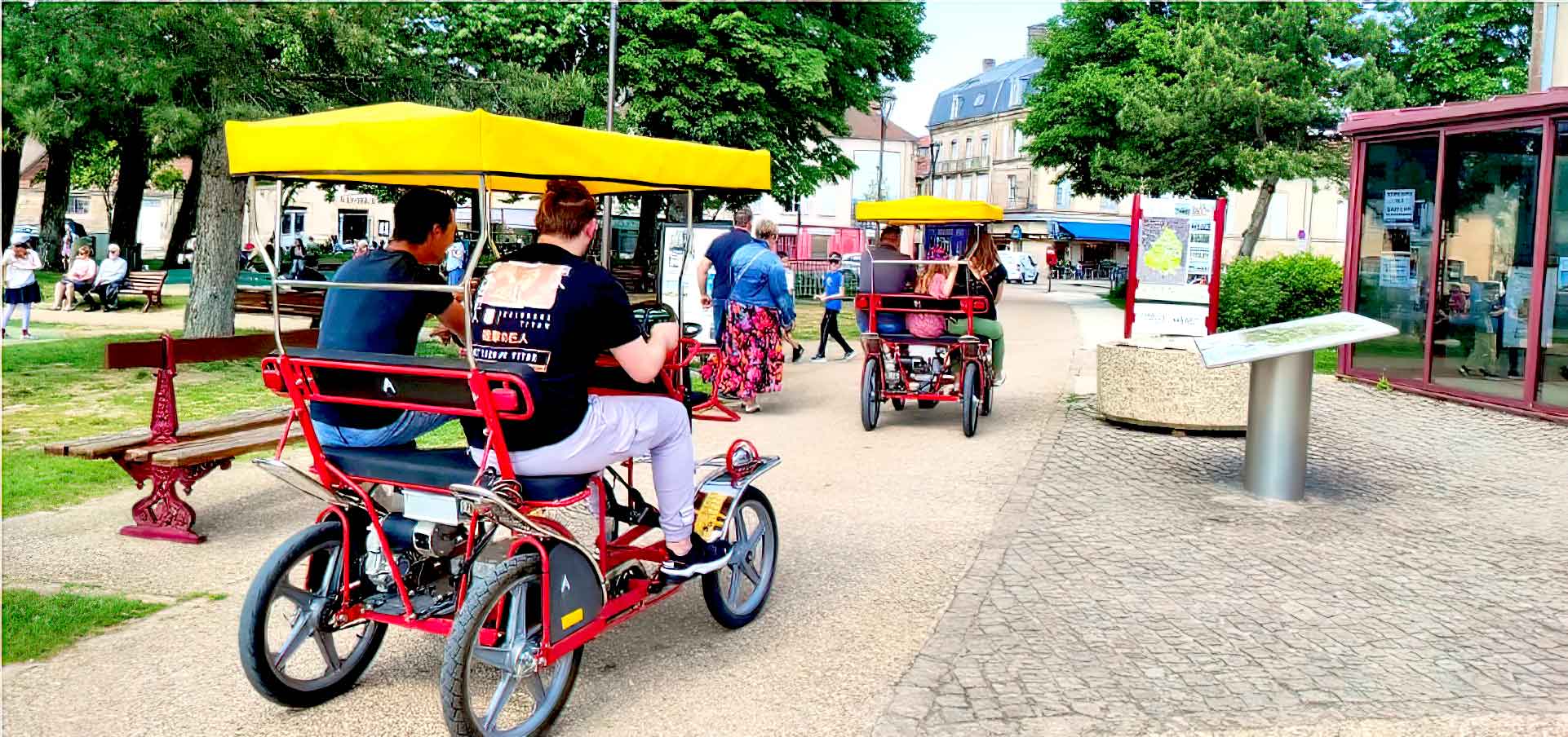 Tourisme en rosalie, promenade entre amis